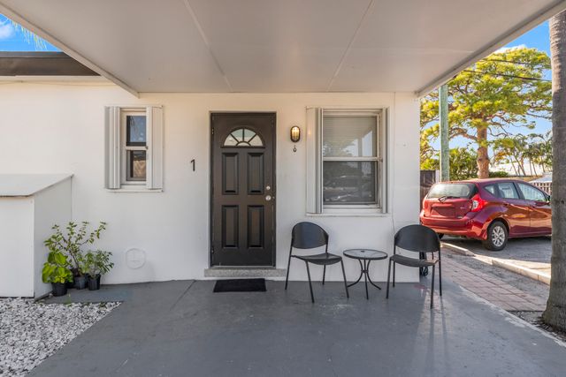 1031 N E Street 1-4, Lake Worth Beach, FL 33460
