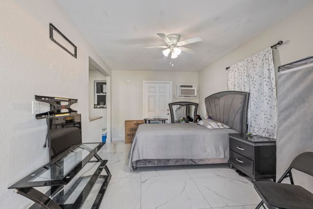 1031 N E Street 1-4, Lake Worth Beach, FL 33460