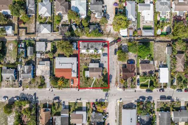 1031 N E Street 1-4, Lake Worth Beach, FL 33460