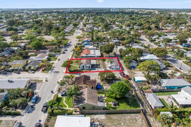 1031 N E Street 1-4, Lake Worth Beach, FL 33460