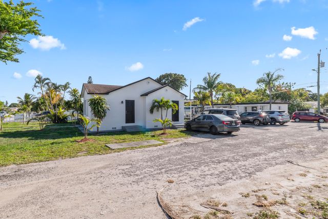 1031 N E Street 1-4, Lake Worth Beach, FL 33460