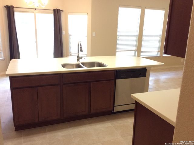 5435 SUNLIT BRK, San Antonio, TX 78240