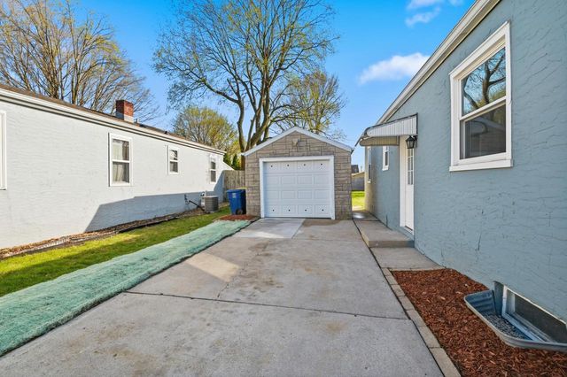 1652 KIMBALL STREET, Green Bay, WI 54302
