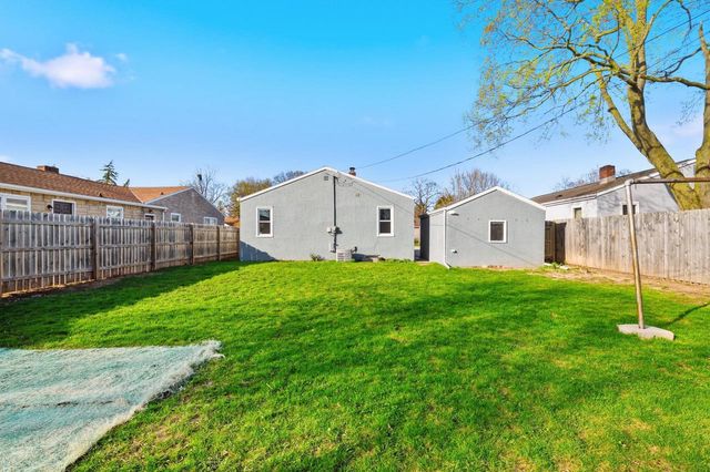 1652 KIMBALL STREET, Green Bay, WI 54302