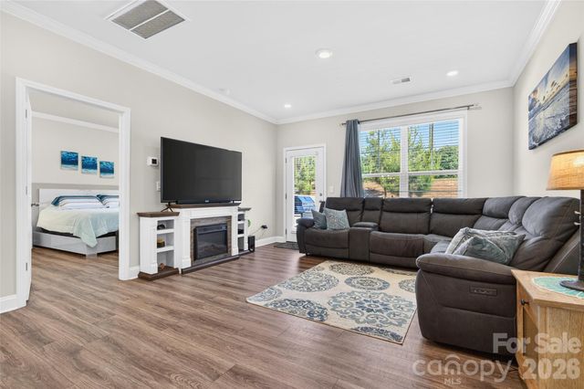 4192 Steel Way, Sherrills Ford, NC 28673