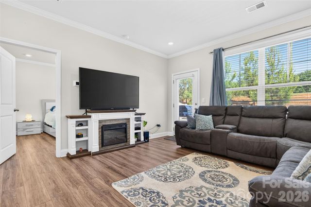 4192 Steel Way, Sherrills Ford, NC 28673