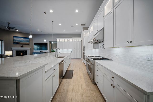 15830 W CAMDEN Court, Waddell, AZ 85355