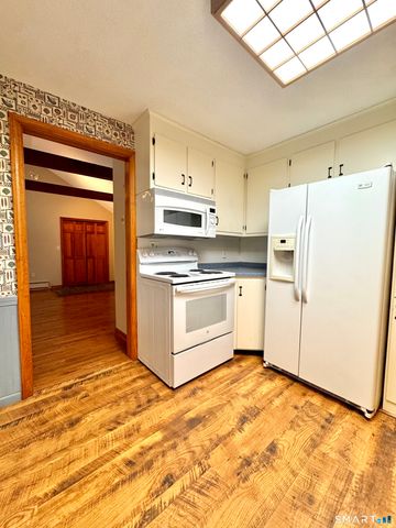 24 Old Simsbury Road, Granby, CT 06035