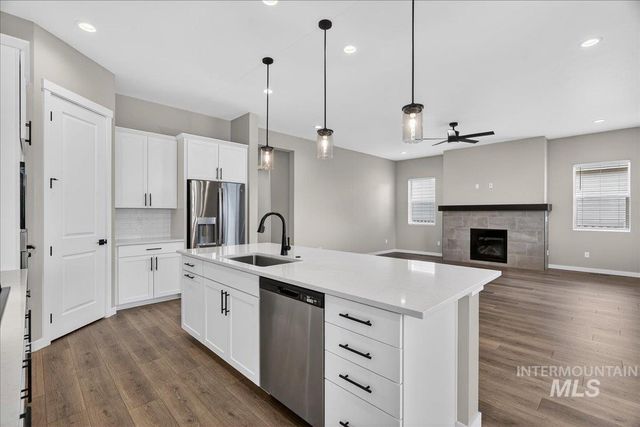 1363 Stirling Meadows, Middleton, ID 83644