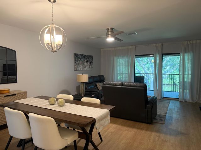 2664 NW 42nd Avenue, Coconut Creek, FL 33066