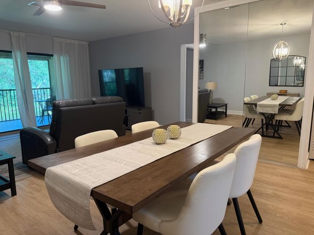 2664 NW 42nd Avenue, Coconut Creek, FL 33066