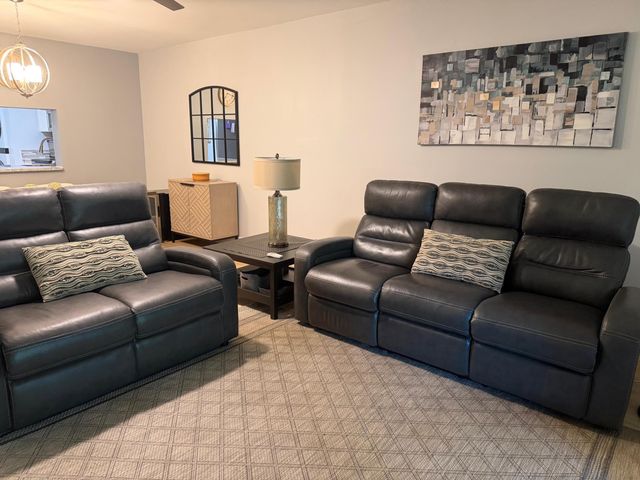 2664 NW 42nd Avenue, Coconut Creek, FL 33066