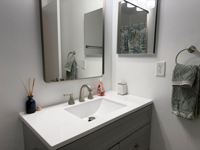 2664 NW 42nd Avenue, Coconut Creek, FL 33066