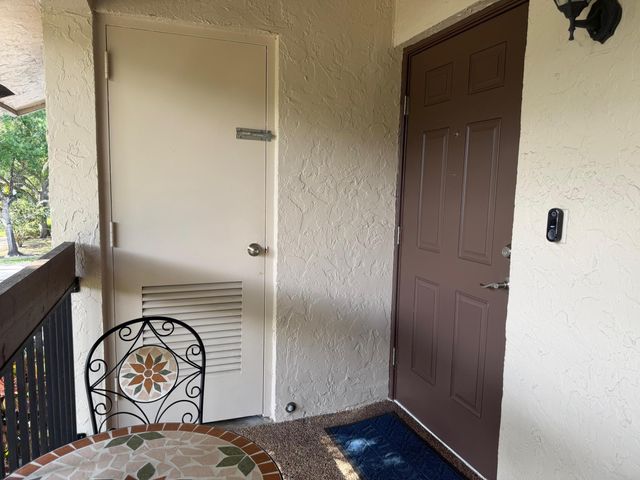 2664 NW 42nd Avenue, Coconut Creek, FL 33066