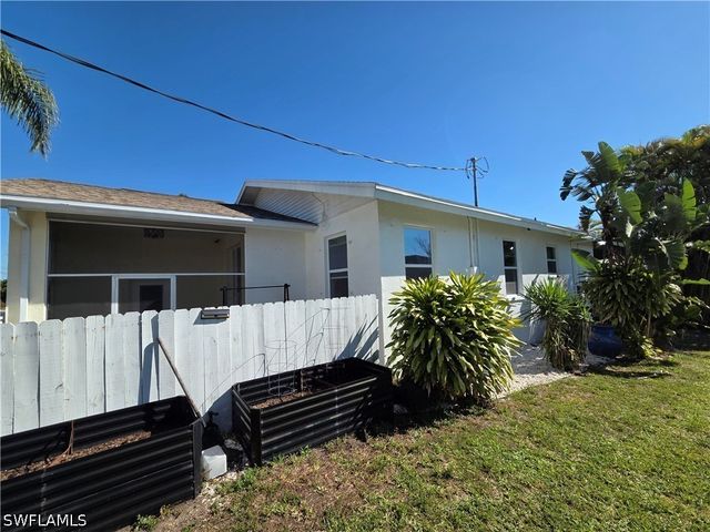 27312 Gasparilla DR, Bonita Springs, FL 34135