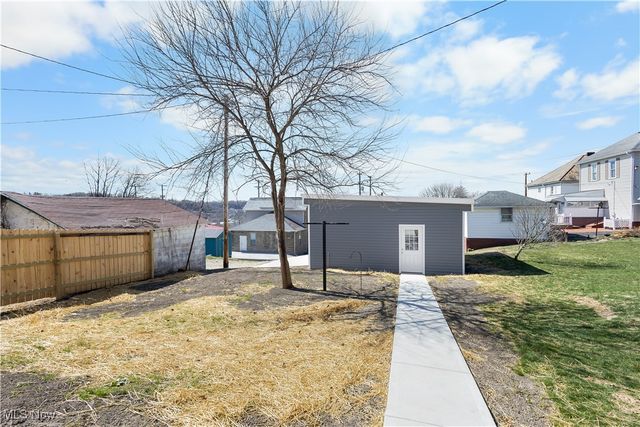 338 Woodlawn Avenue, Cambridge, OH 43725