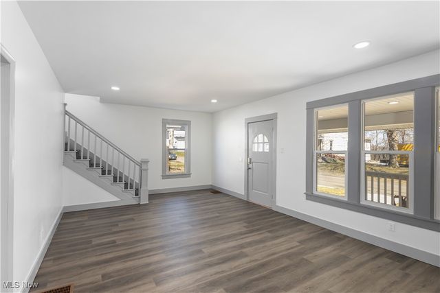 338 Woodlawn Avenue, Cambridge, OH 43725