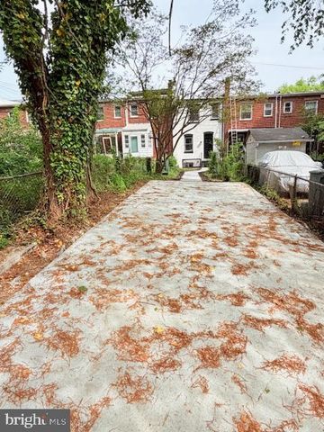 1447 BANGOR ST SE, Washington, DC 20020