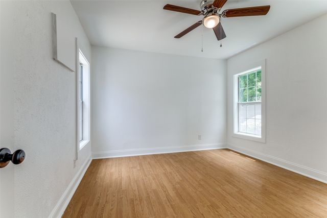 3109 S Wesleyan Drive, Fort Worth, TX 76105