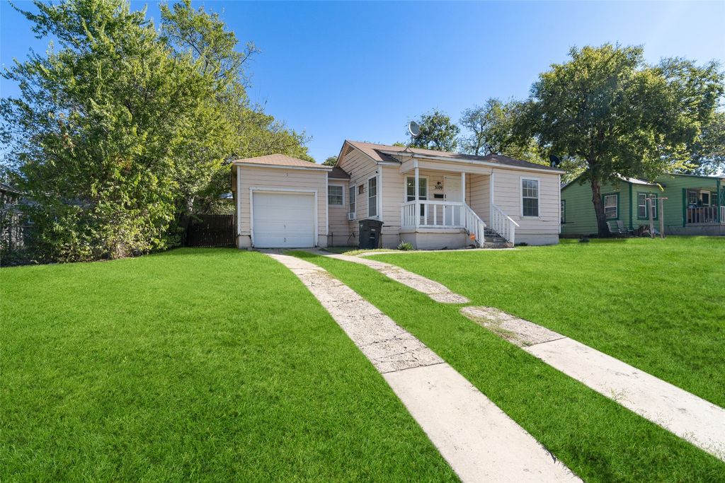 3109 S Wesleyan Drive, Fort Worth, TX 76105