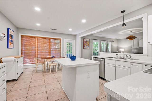 15817 Prestwoods Lane, Huntersville, NC 28078