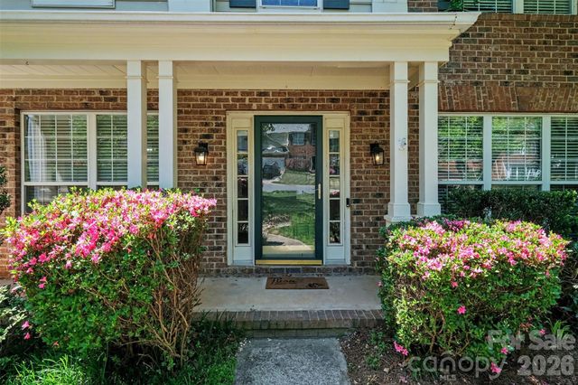 15817 Prestwoods Lane, Huntersville, NC 28078