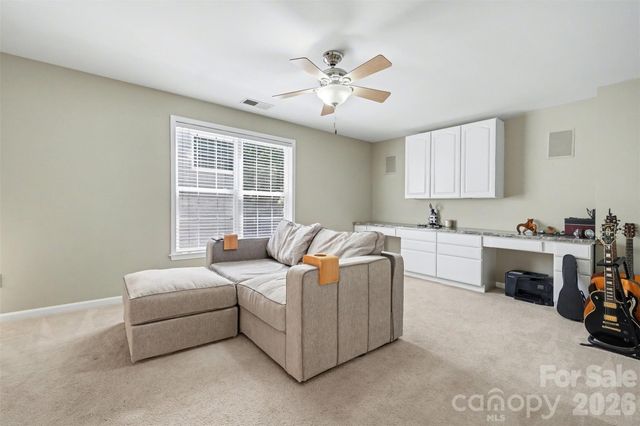 15817 Prestwoods Lane, Huntersville, NC 28078