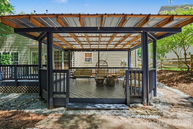 15817 Prestwoods Lane, Huntersville, NC 28078