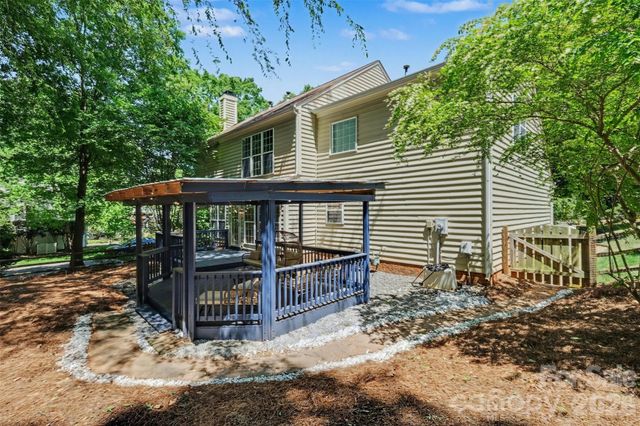 15817 Prestwoods Lane, Huntersville, NC 28078