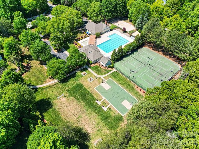 15817 Prestwoods Lane, Huntersville, NC 28078