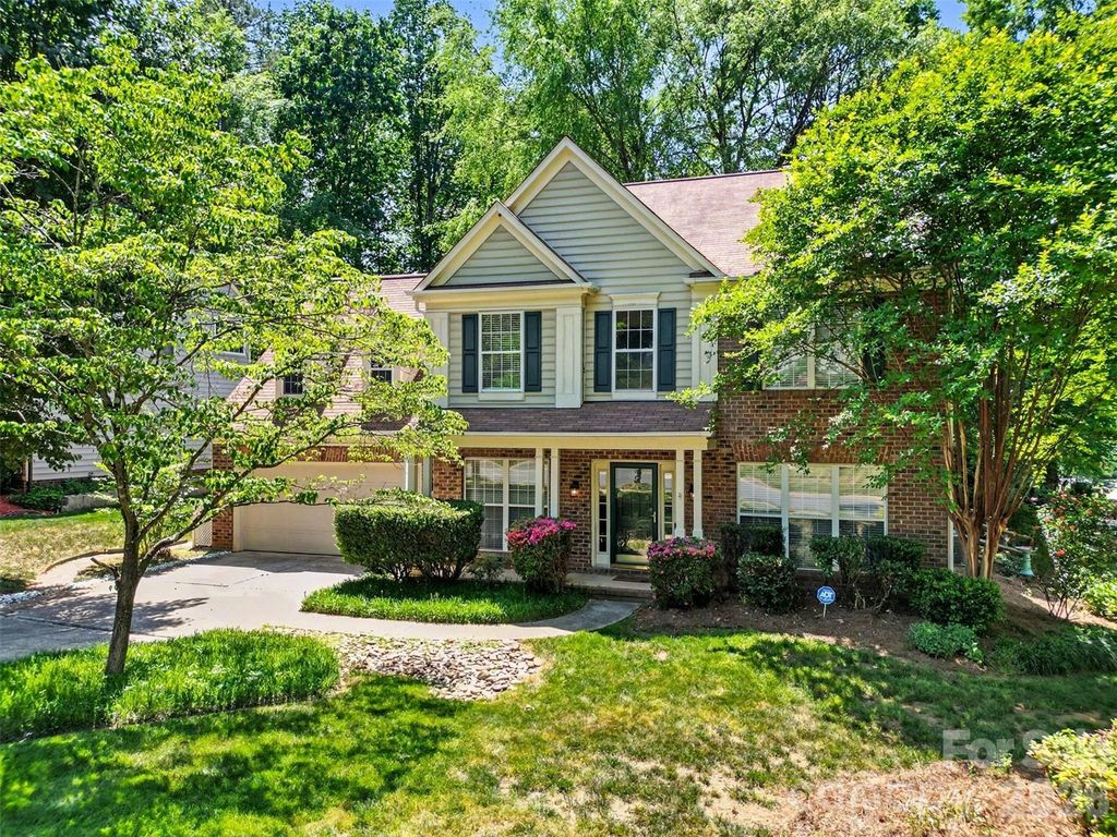 15817 Prestwoods Lane, Huntersville, NC 28078
