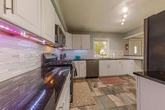 6624 Columbus Avenue S, Richfield, MN 55423