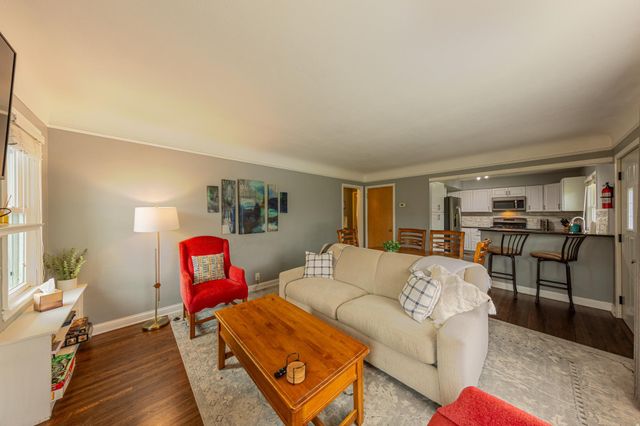 6624 Columbus Avenue S, Richfield, MN 55423