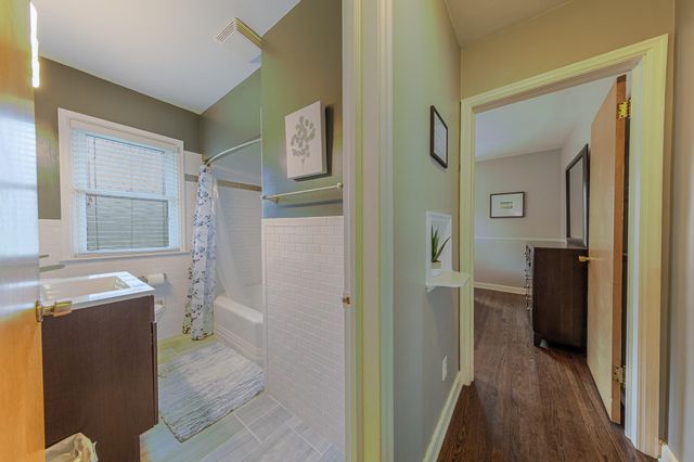 6624 Columbus Avenue S, Richfield, MN 55423