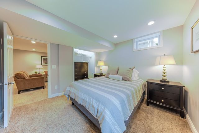 6624 Columbus Avenue S, Richfield, MN 55423