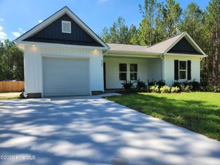 285 Montague Road, Currie, NC 28435
