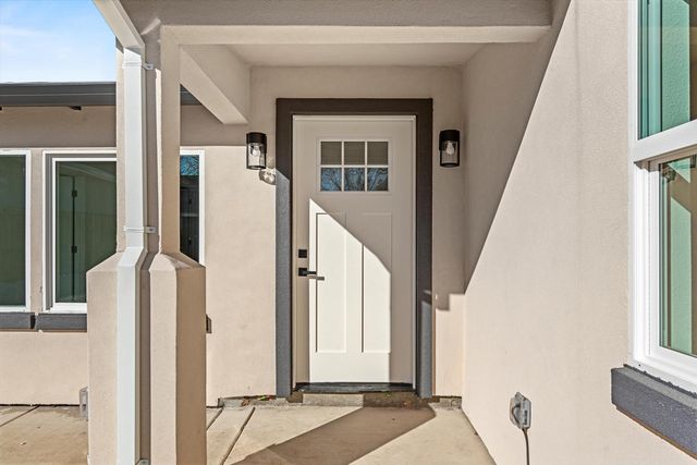 3109 29th Ave, Sacramento, CA 95820