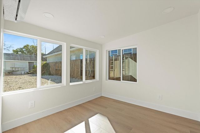 3109 29th Ave, Sacramento, CA 95820