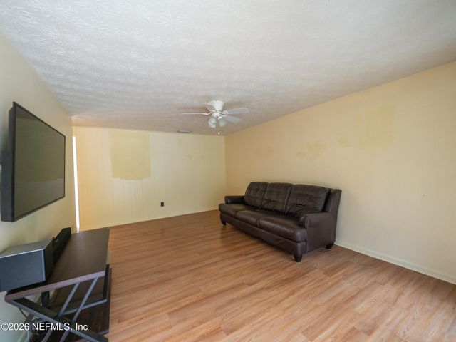 758 TRAMBLEY Drive E, Jacksonville, FL 32221