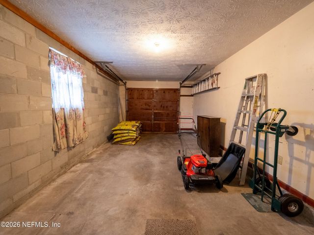 758 TRAMBLEY Drive E, Jacksonville, FL 32221