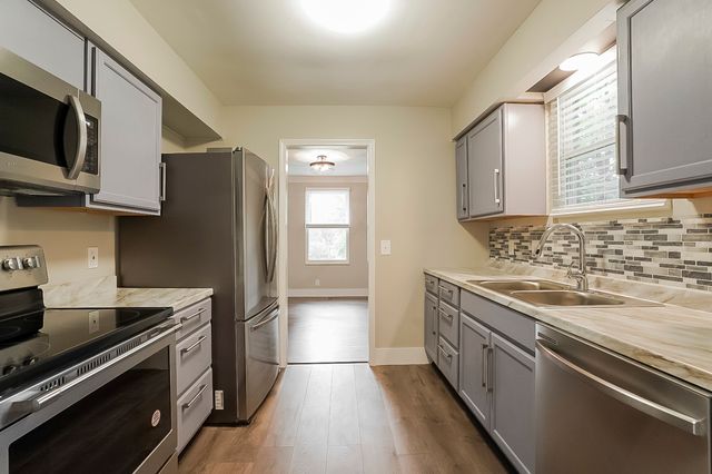 108 Jacksons Retreat Ct, Hermitage, TN 37076