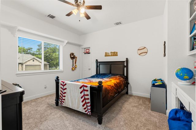 9703 Crestwater Circle, Magnolia, TX 77354