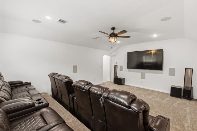 9703 Crestwater Circle, Magnolia, TX 77354