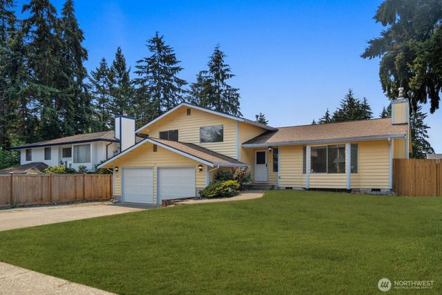 31721 4th Avenue S, Federal Way, WA 98003