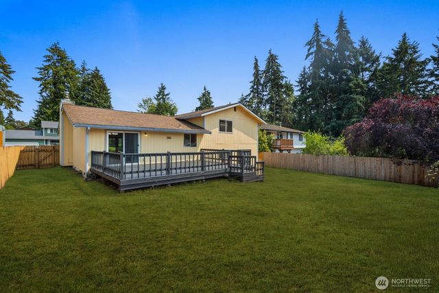 31721 4th Avenue S, Federal Way, WA 98003