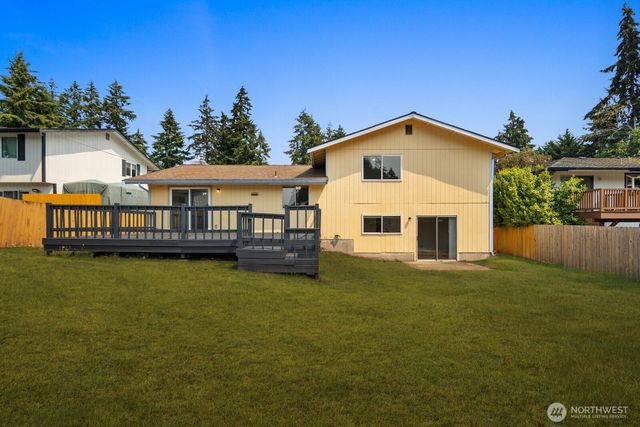 31721 4th Avenue S, Federal Way, WA 98003