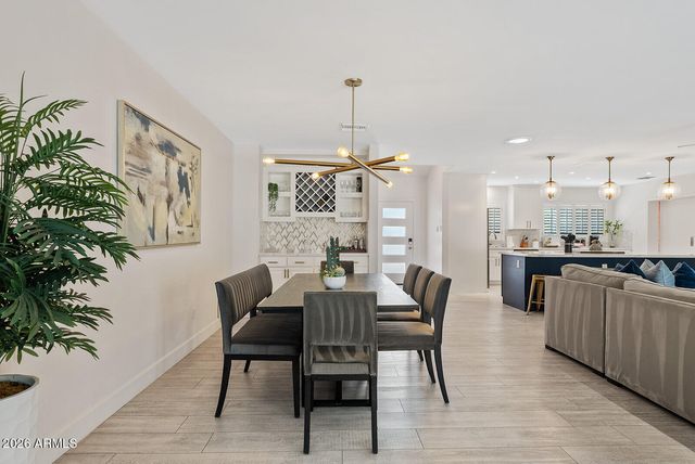 6905 E MARIPOSA Drive, Scottsdale, AZ 85251