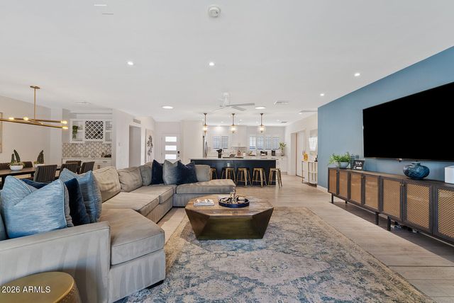 6905 E MARIPOSA Drive, Scottsdale, AZ 85251