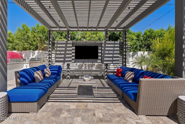 6905 E MARIPOSA Drive, Scottsdale, AZ 85251