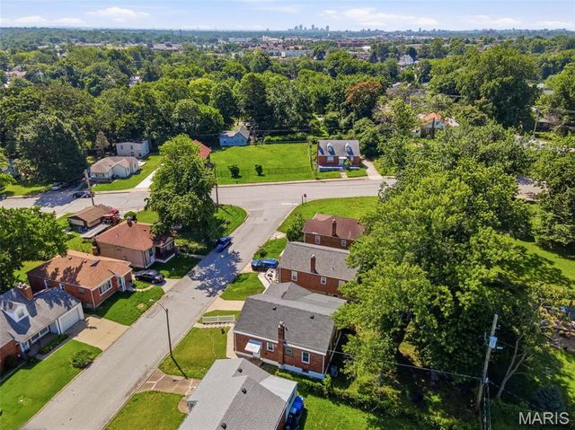 7008 Motte Street, St Louis, MO 63121